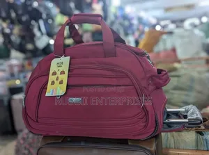 Deilai Rolling Travel Duffle Bag