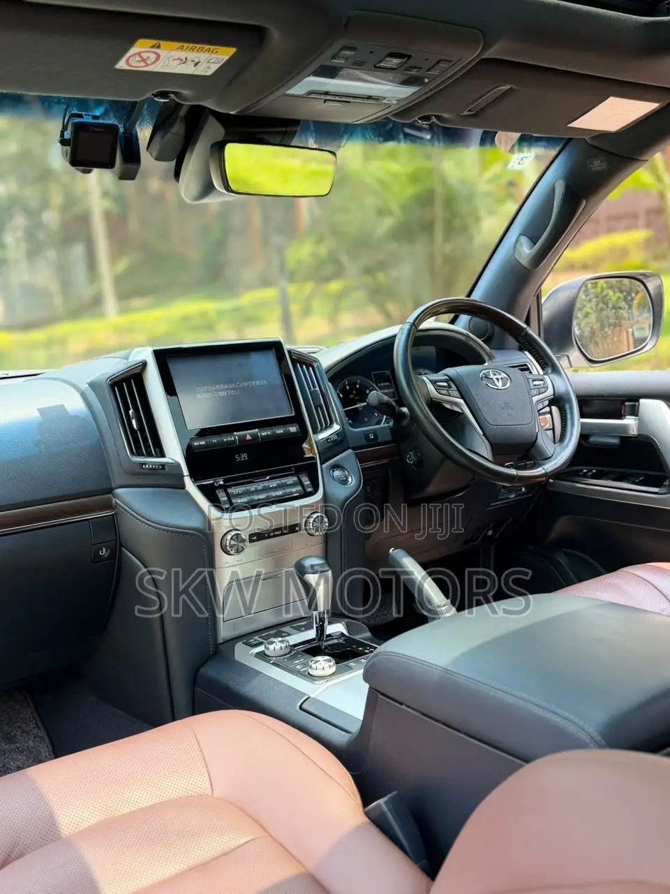 Toyota Land Cruiser 2019 White