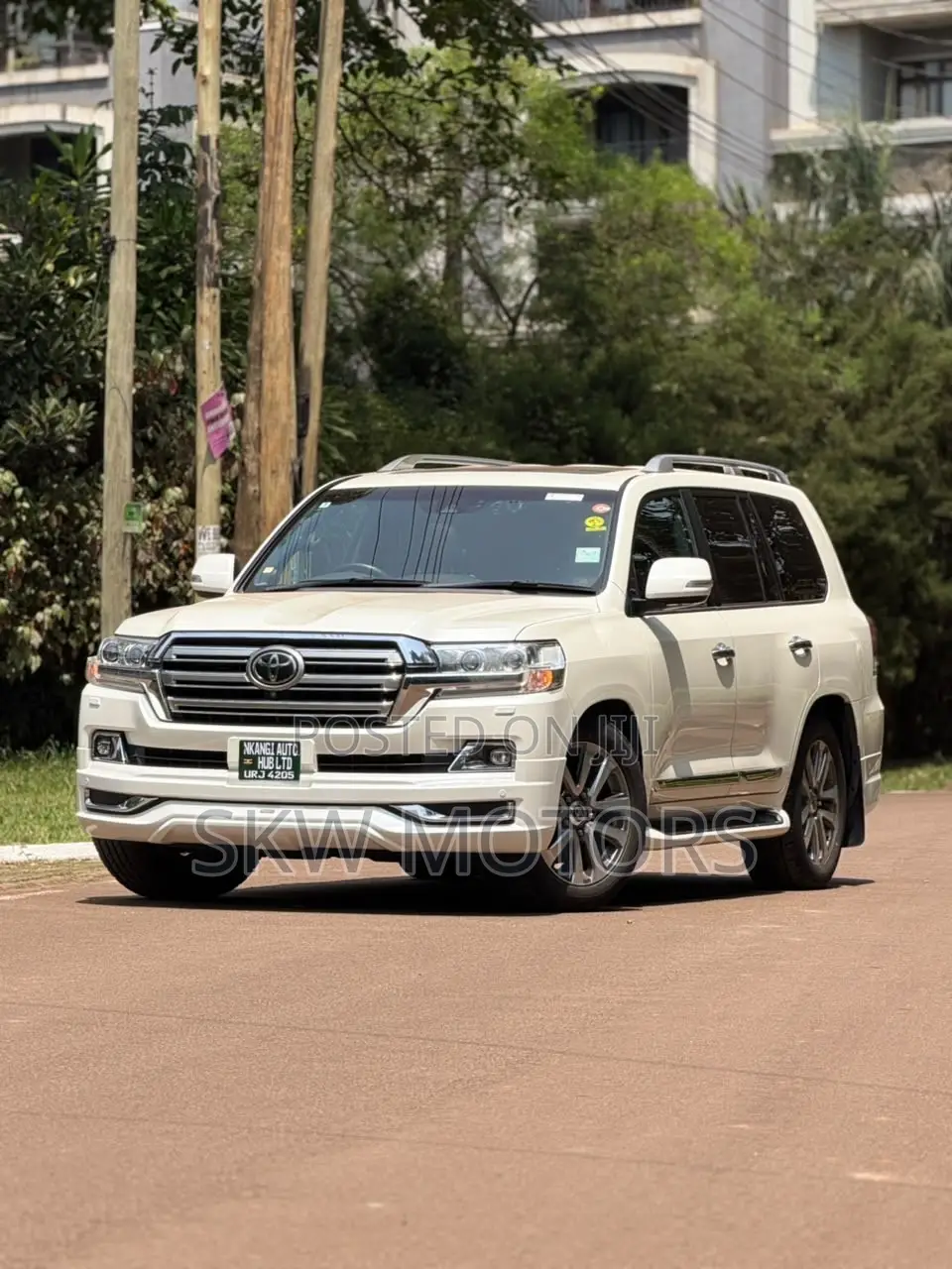 Toyota Land Cruiser 2019 White