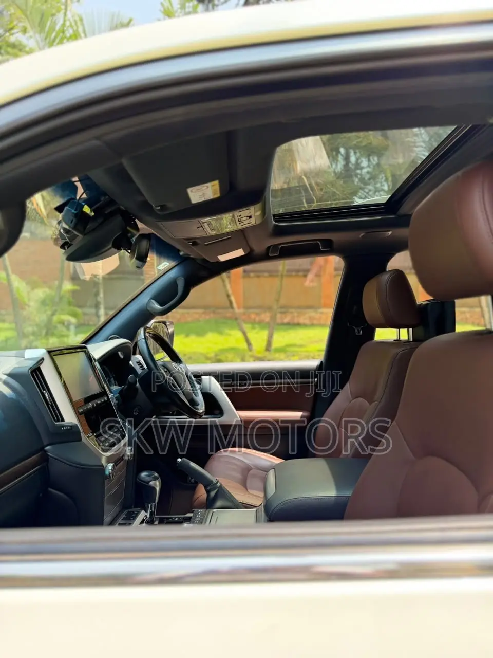Toyota Land Cruiser 2019 White