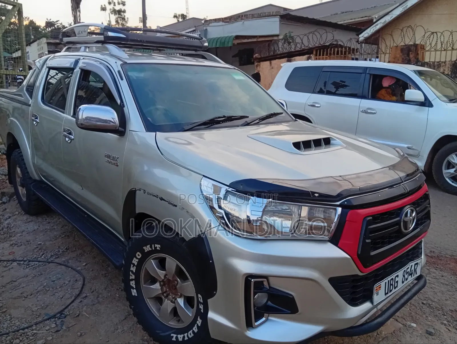 Toyota Hilux 2010 Silver