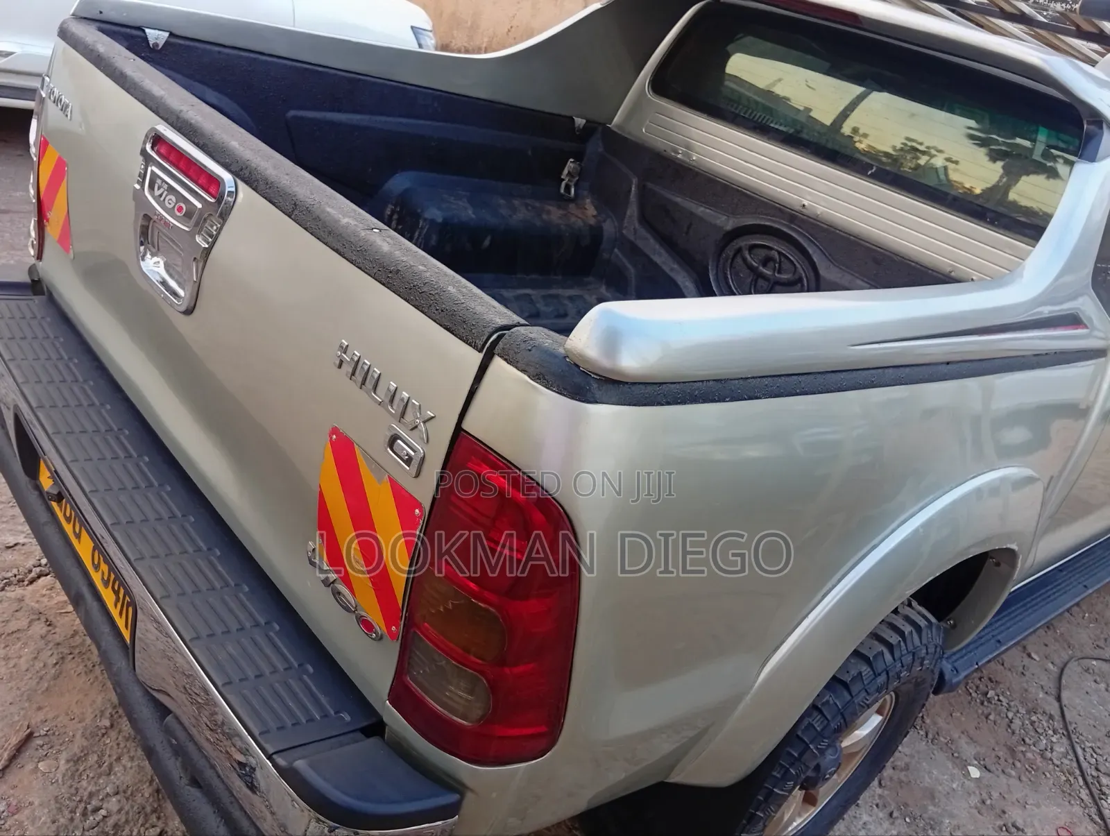 Toyota Hilux 2010 Silver