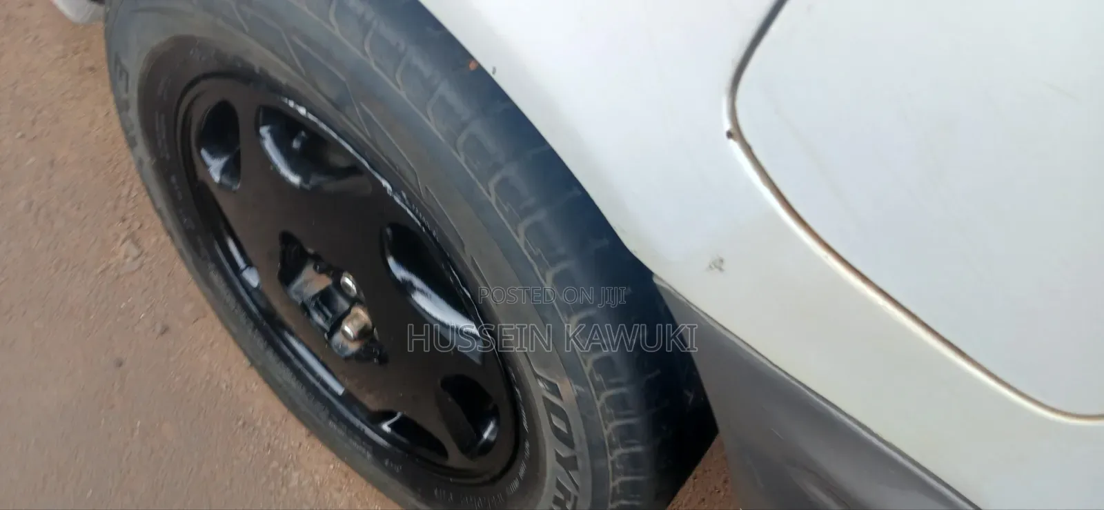 Toyota Carina 2000 White