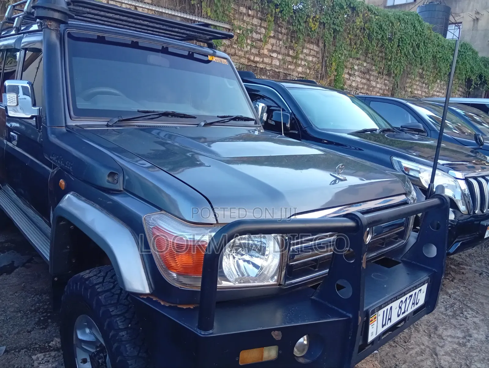 Toyota Land Cruiser Prado 2016 Gray