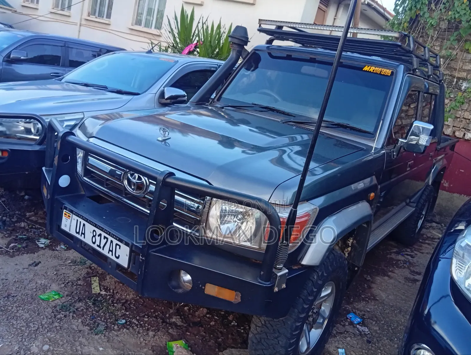 Toyota Land Cruiser Prado 2016 Gray