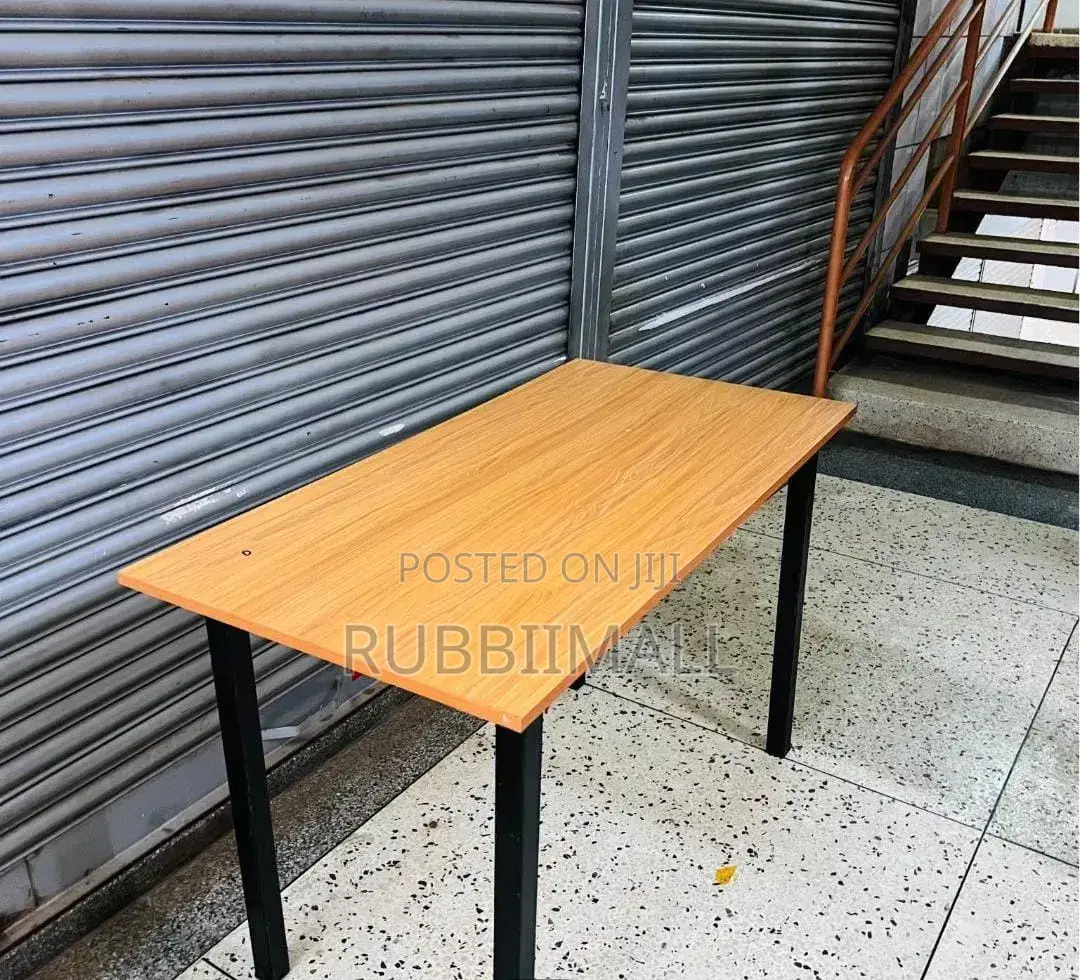 Foldable Table ~ Brown