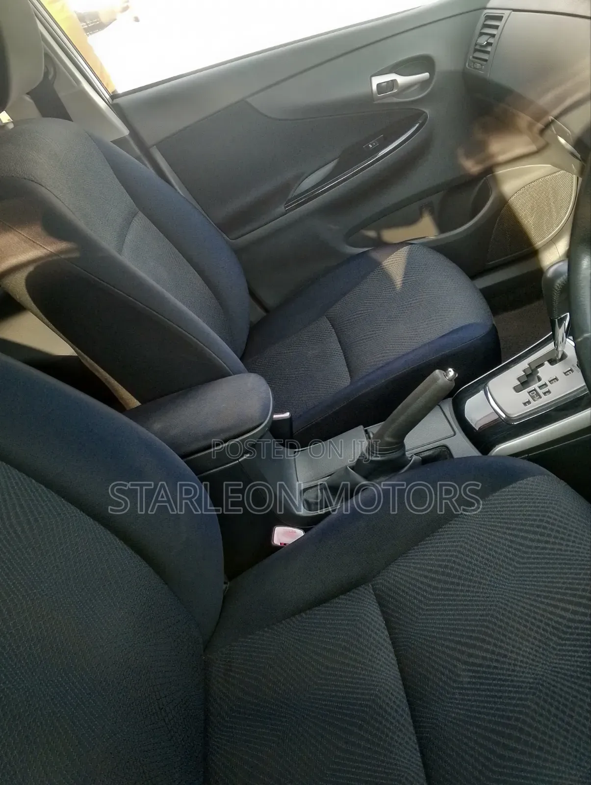 Toyota Corolla Fielder 2011 Silver