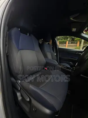Toyota C-HR 2018 Silver