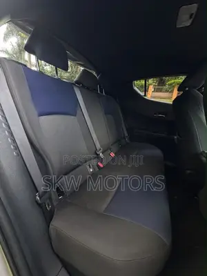 Toyota C-HR 2018 Silver