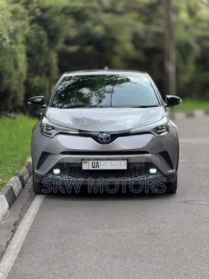 Toyota C-HR 2018 Silver