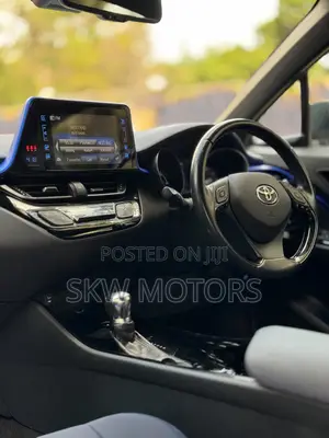 Toyota C-HR 2018 Silver