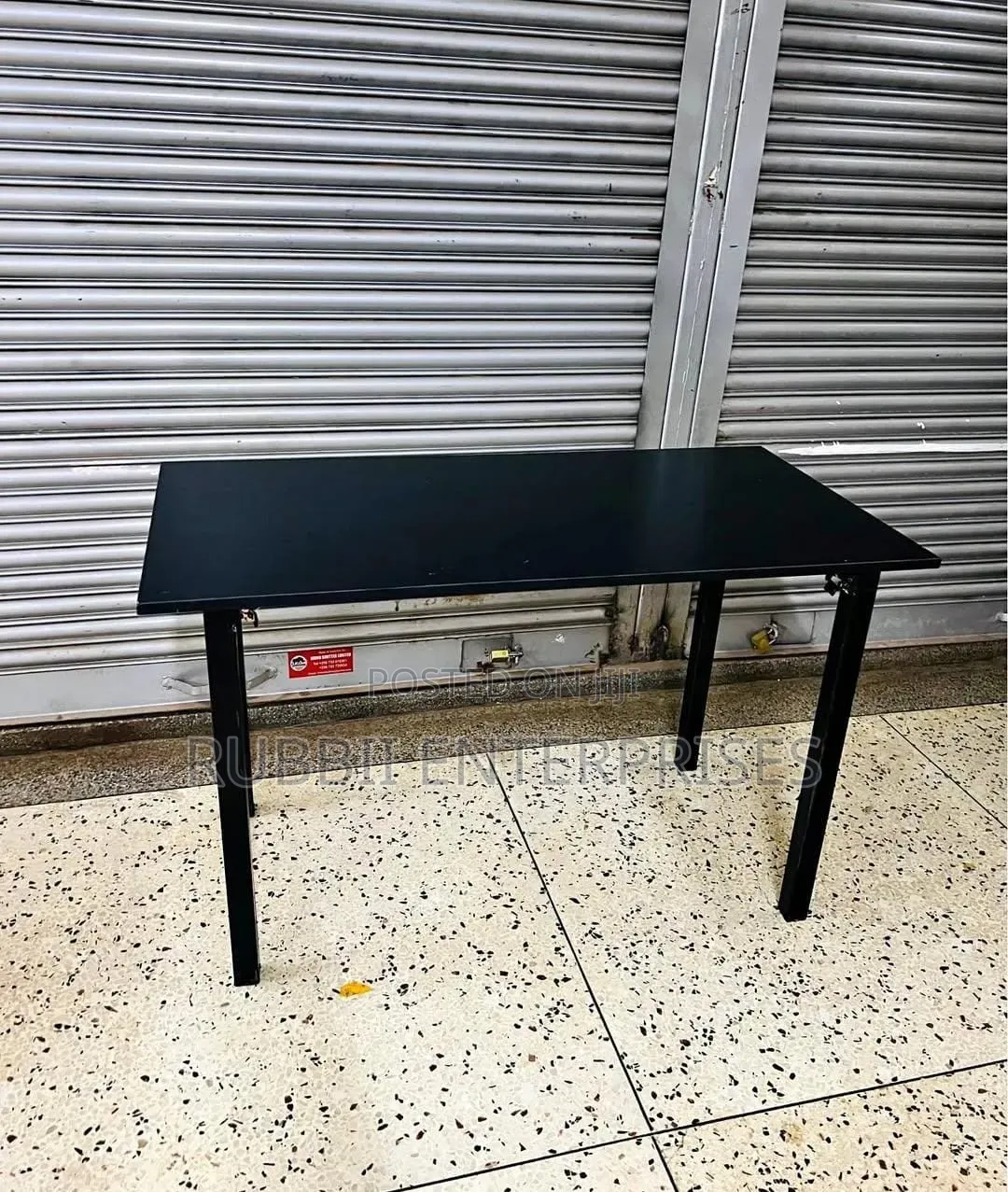 Foldable Table ~ Black