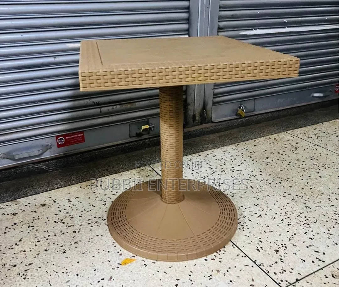 Square Table (1 Stand)