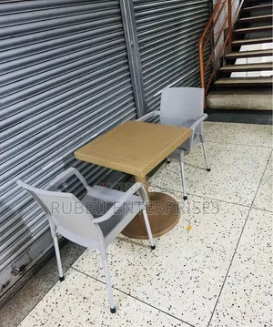1 Square Table + 2 Cappuccino Chair