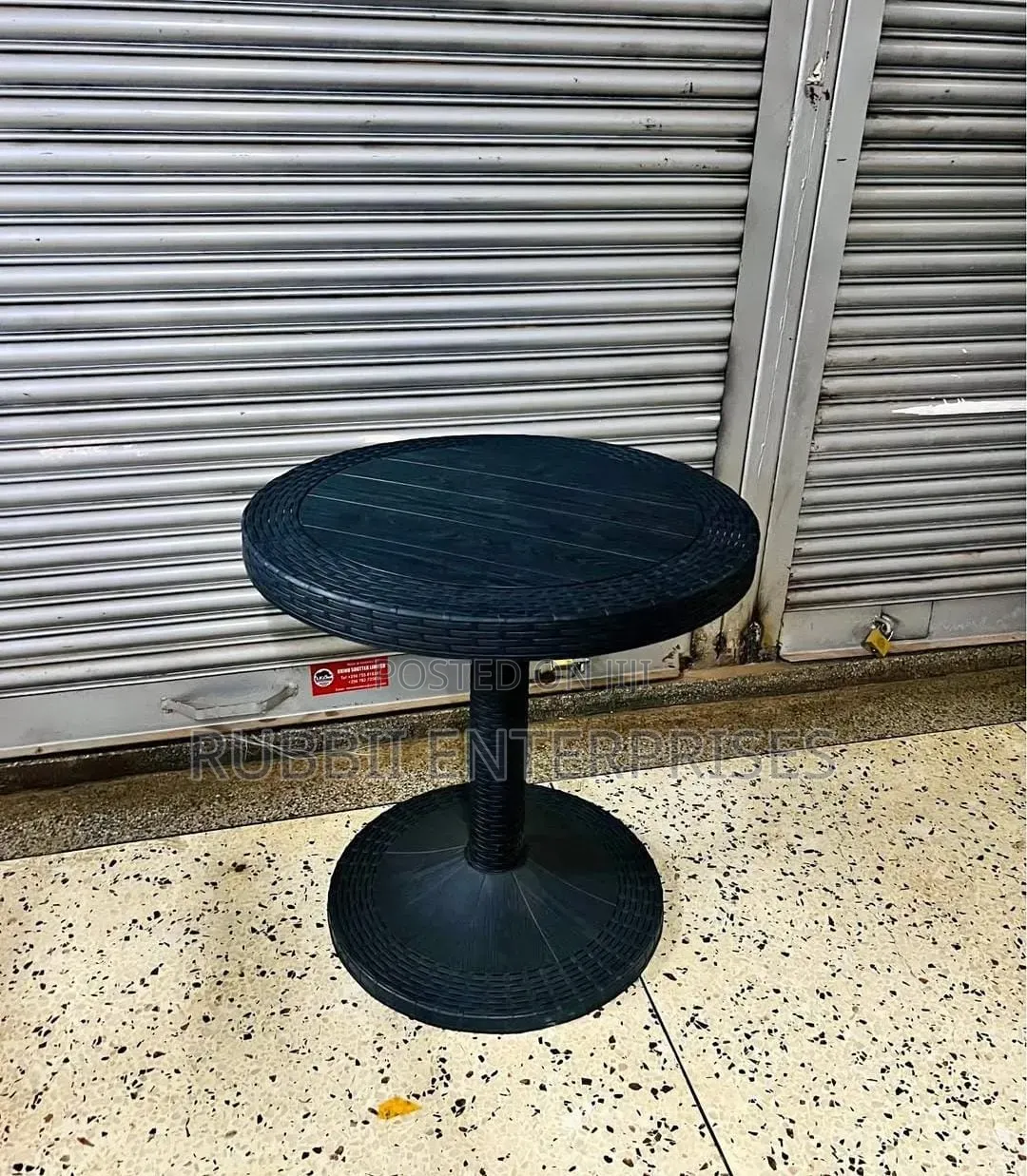 Round Plastic Table