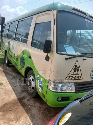 Toyota Coaster 2014 Yellow