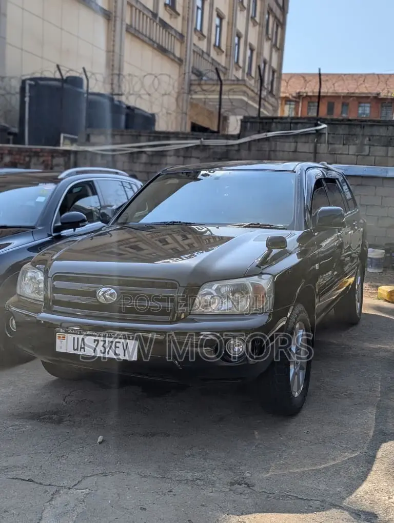 Toyota Kluger 2004 Black