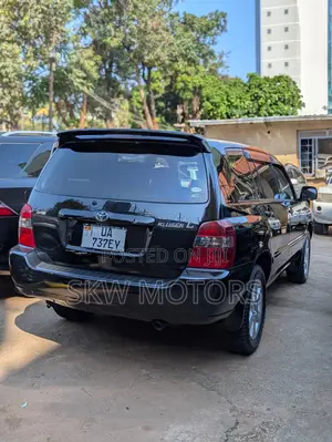 Toyota Kluger 2004 Black