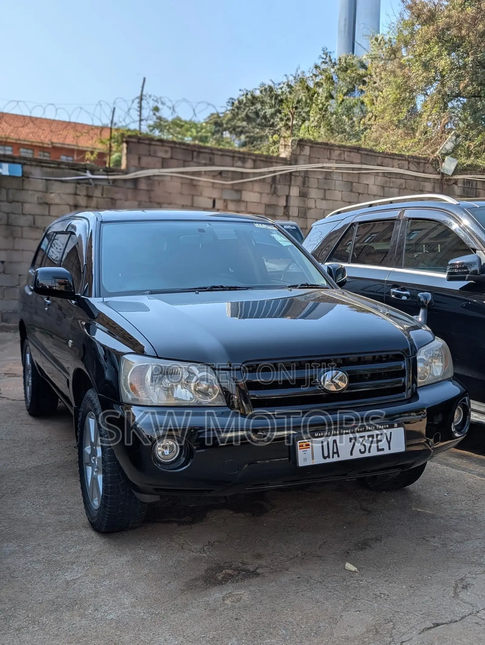Toyota Kluger 2004 Black