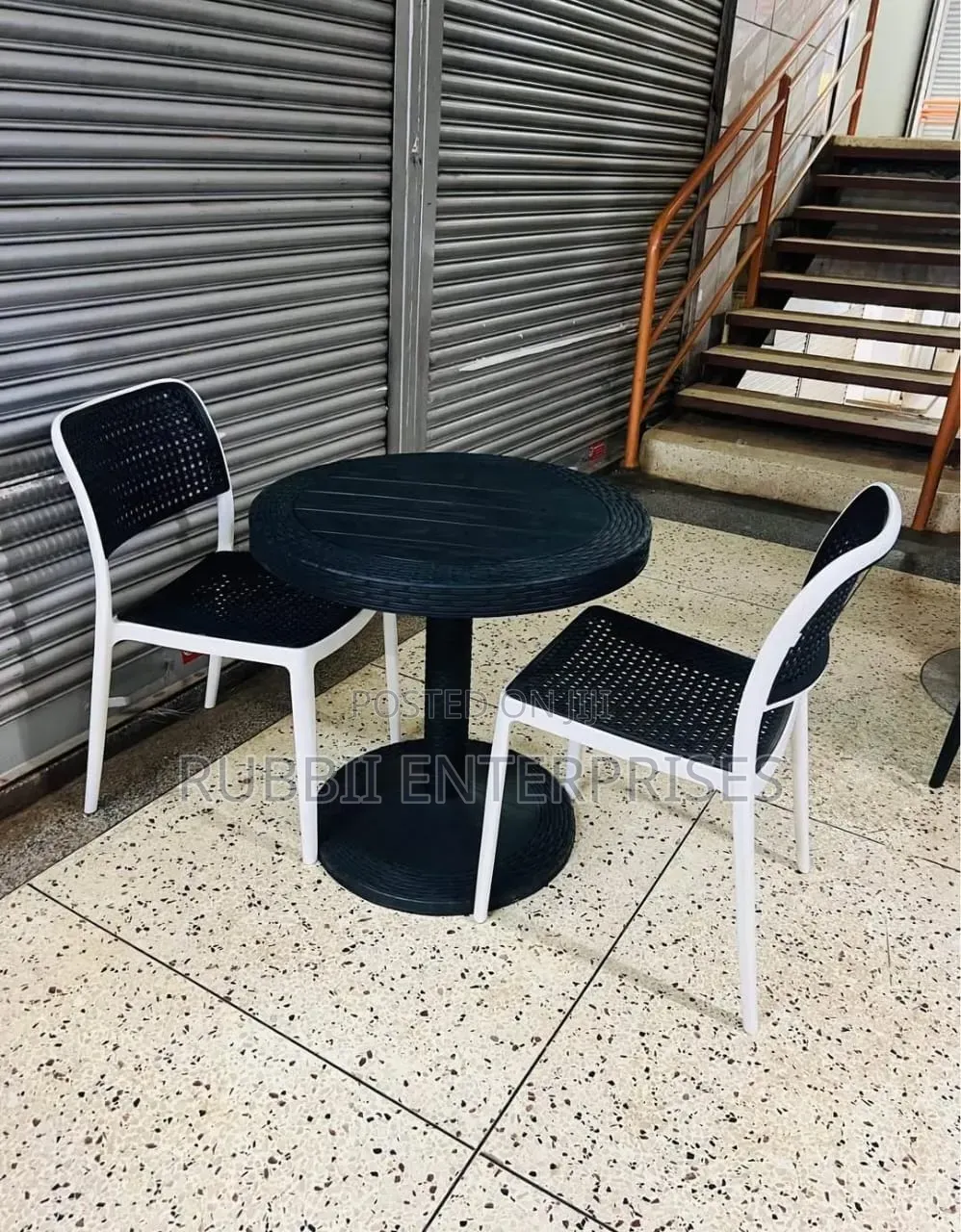1 Round Table + 2 Armless Executive Chair