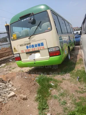 Toyota Coaster 2014 Yellow