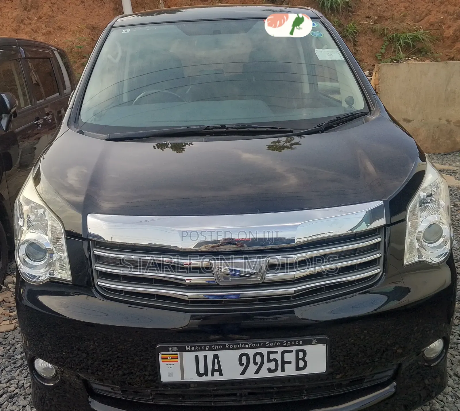 Toyota Noah 2011 Black
