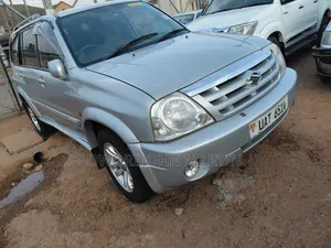 Suzuki Escudo 2004 Silver