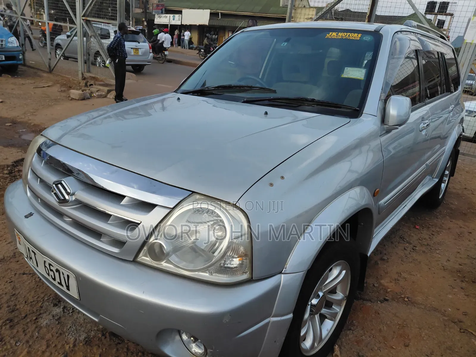 Suzuki Escudo 2004 Silver