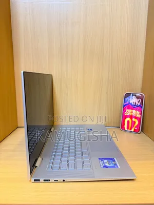 New Laptop HP EliteBook 840 G5 18GB Intel Core i5 HDD 5T