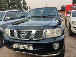 Nissan Patrol 2008 Black