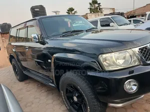 Nissan Patrol 2008 Black