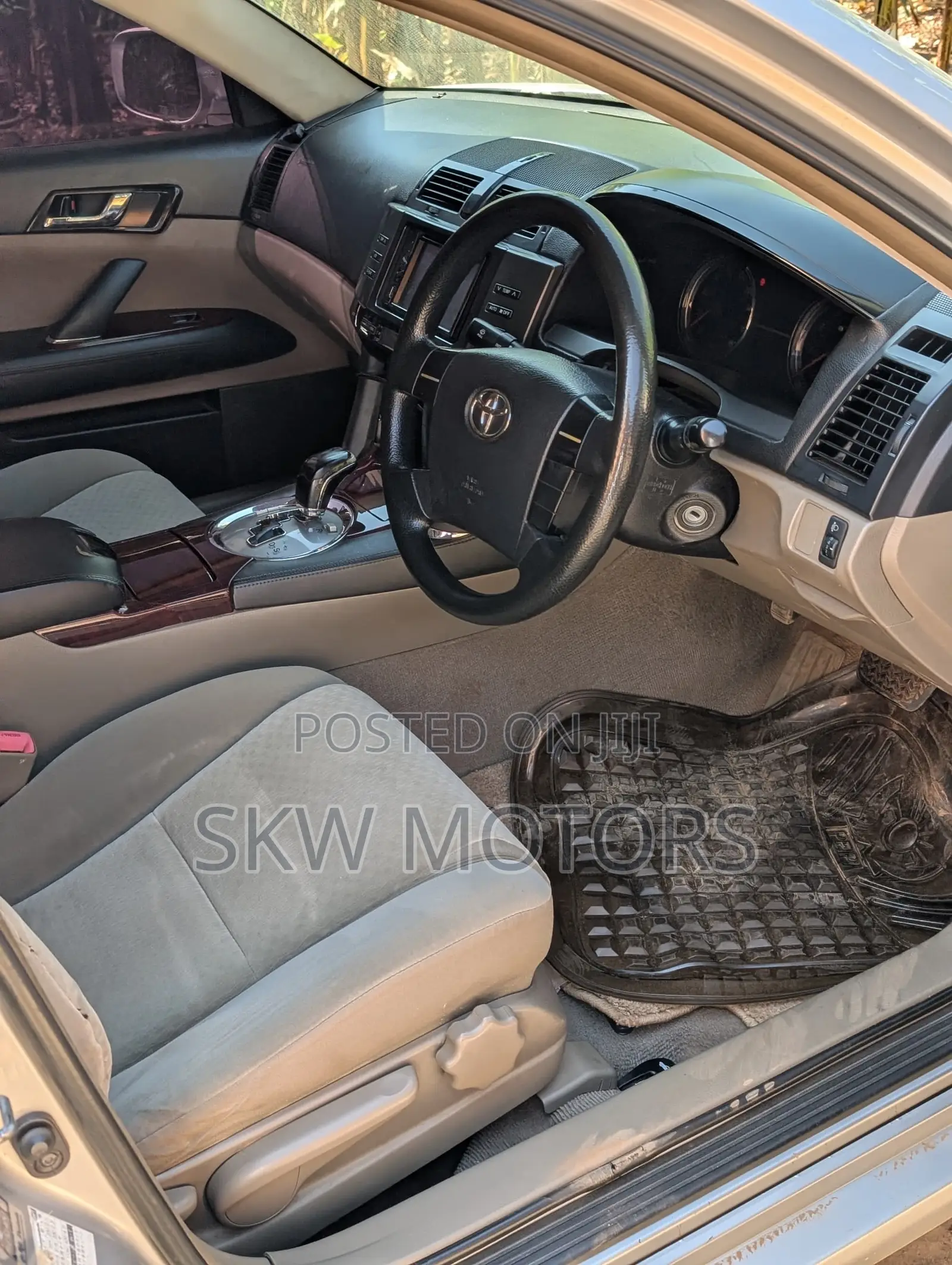Toyota Mark X 2006 Silver