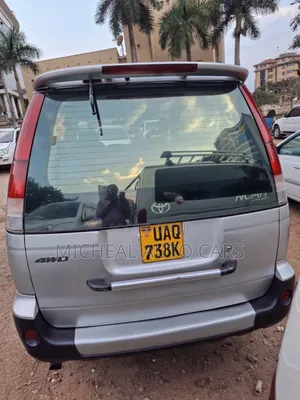 Toyota Noah 2001 Gray