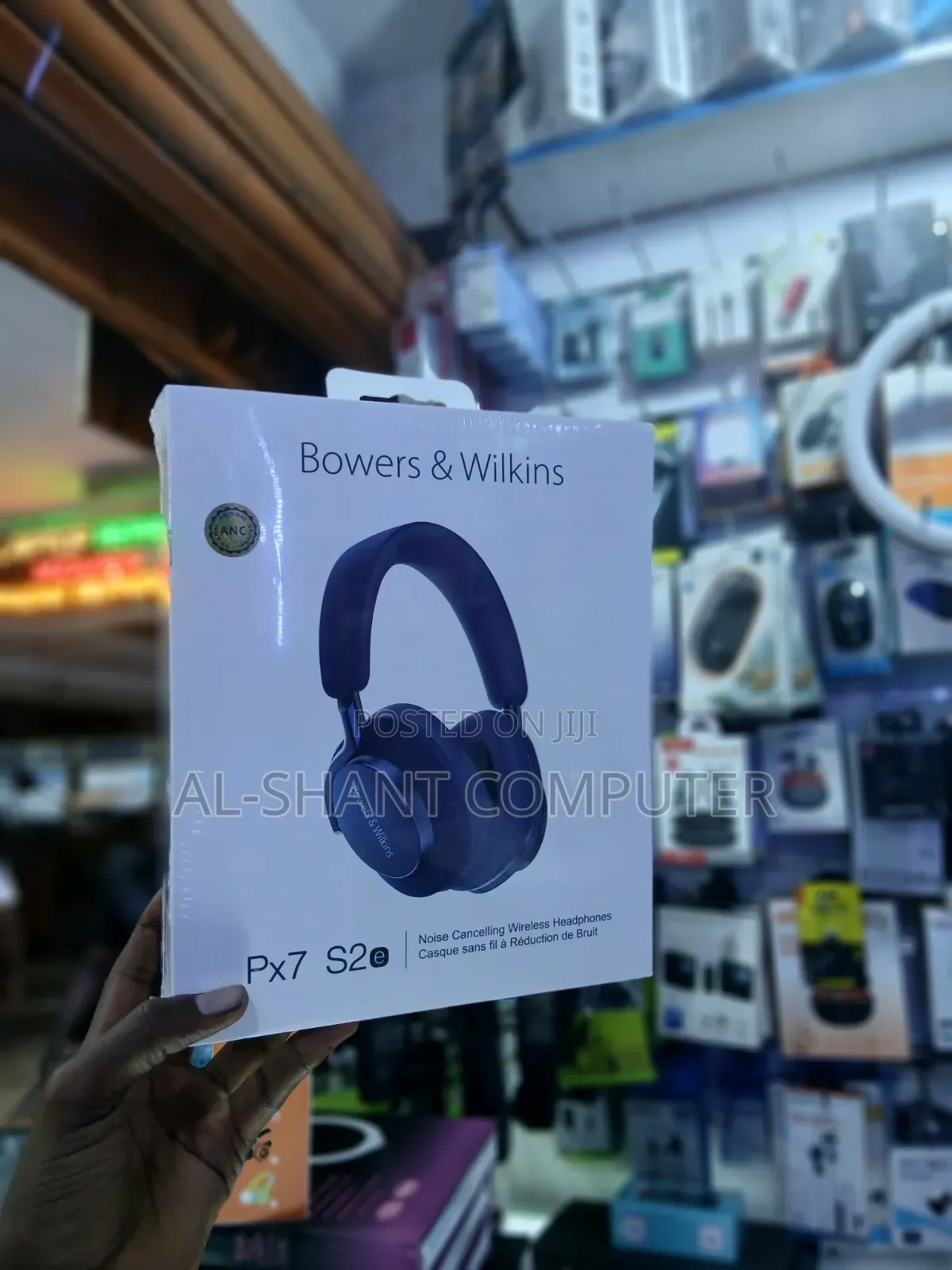 Bowers and Wilkins Wireless Headsets/Anc Headphones