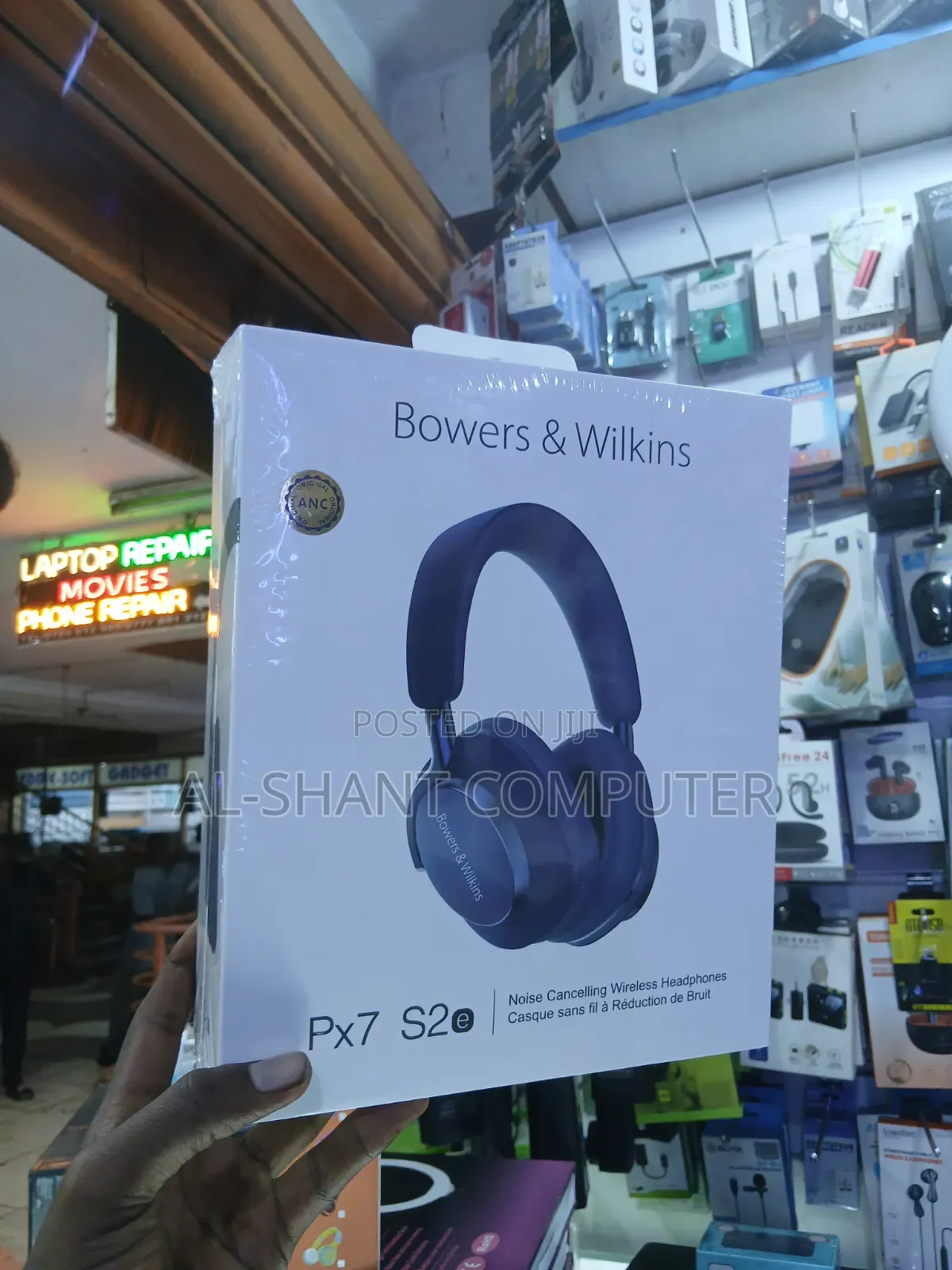 Bowers and Wilkins Wireless Headsets/Anc Headphones