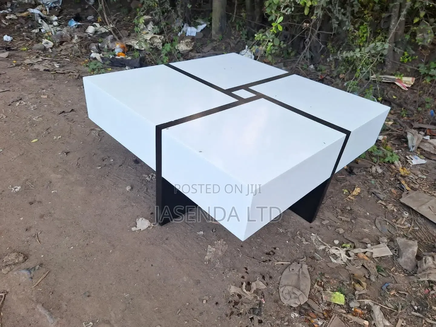 Center Table/Centre Table/Elegant Coffee Tables/ Center Tables046