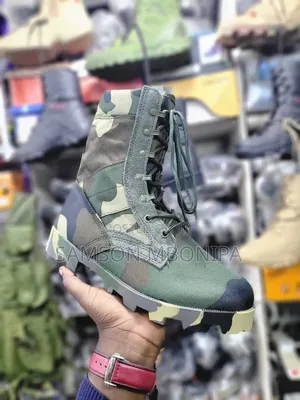 Tactical Military Combat Boots Leather Non-Slip Work Shoes With Rubber