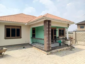 4bdrm House in Wakiso / Wakiso for sale
