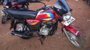 Bajaj CT 125X 2022 Red