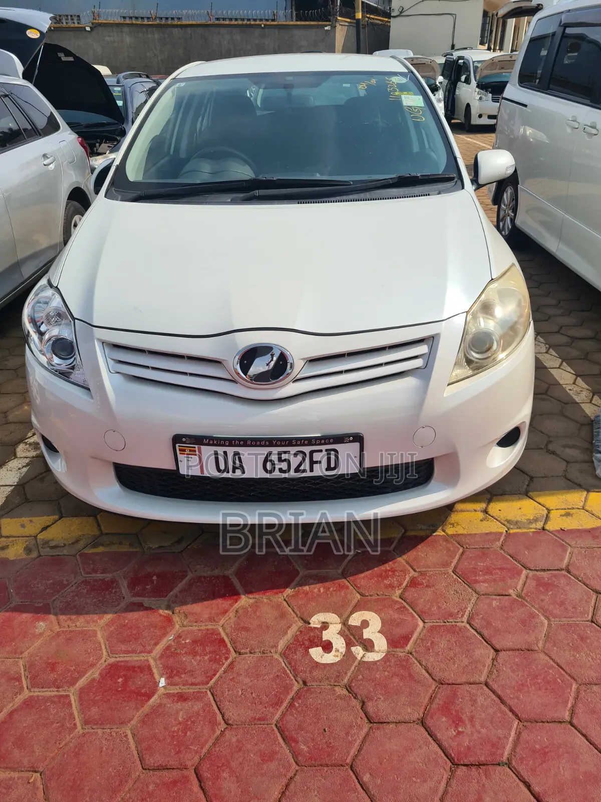 Toyota Auris 2012 White