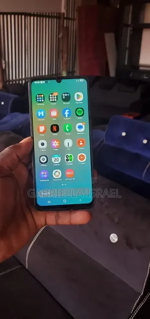 Samsung Galaxy A06 64 GB Gray