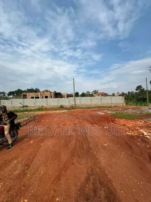 Plots for Sale Located in Kira-Kitukutwe