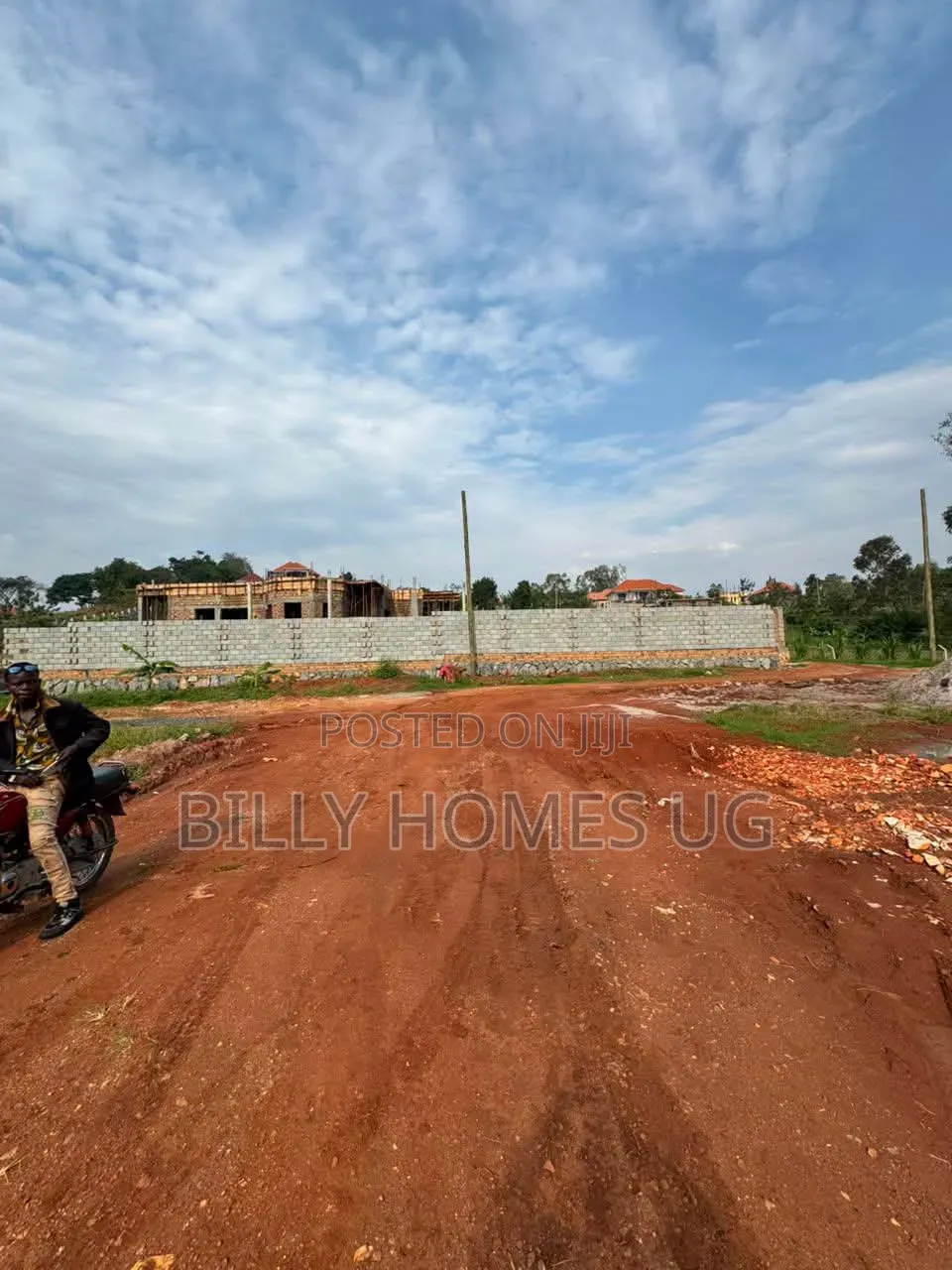 Plots for Sale Located in Kira-Kitukutwe