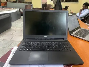 Laptop Dell Inspiron 15 3000 4GB Intel Core i3 HDD+SSD 500GB