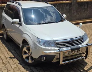 Subaru Forester 2010 White