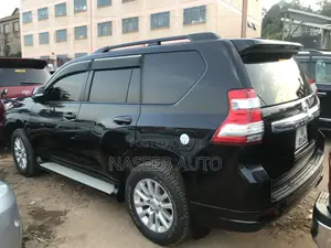 Toyota Land Cruiser Prado 2016 Black