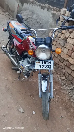 Bajaj Boxer 100 2022 Red