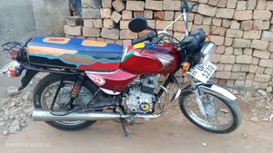 Bajaj Boxer 100 2022 Red