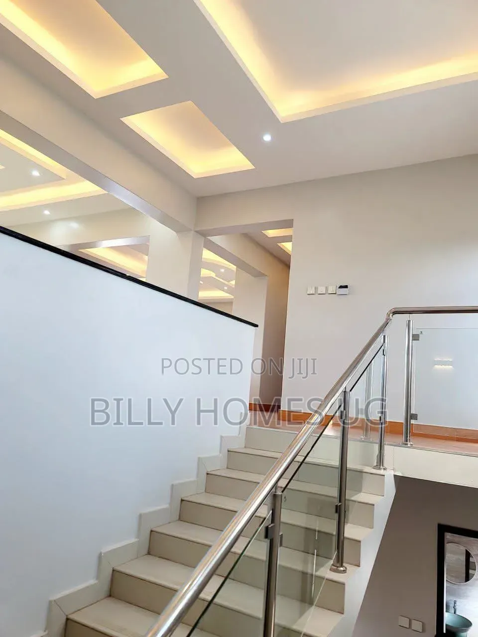 6bdrm Mansion in Ssisa for sale