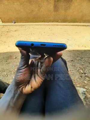 Infinix Smart 6 32 GB Blue